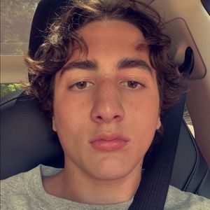 Meet your Posher, Johnny